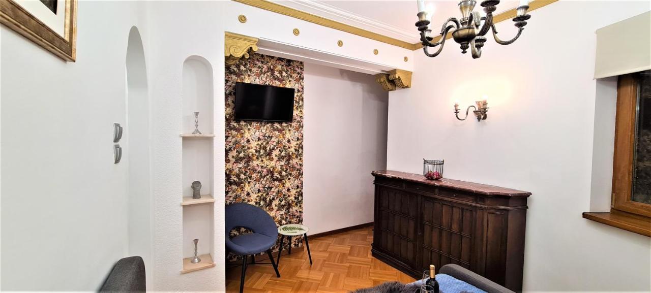 Appartamento Central Arghezi University Square Bucarest Esterno foto